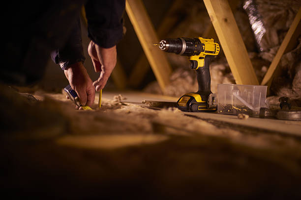 Best Specialized Insulation Services in East Moline, IL